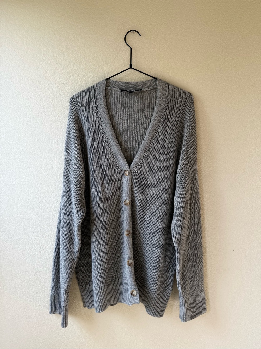 Hudson Jeans Gray V-Neck Button-Front Cardigan